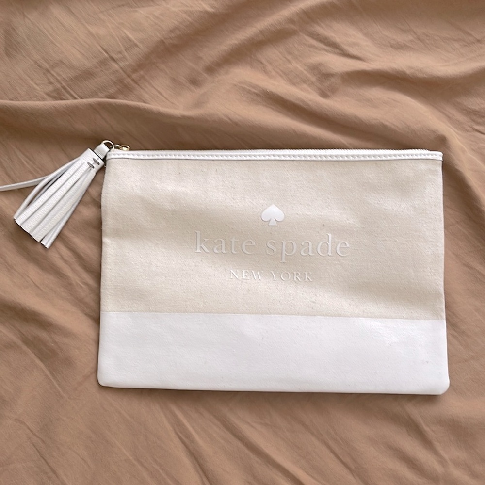 Kate Spade Pouch